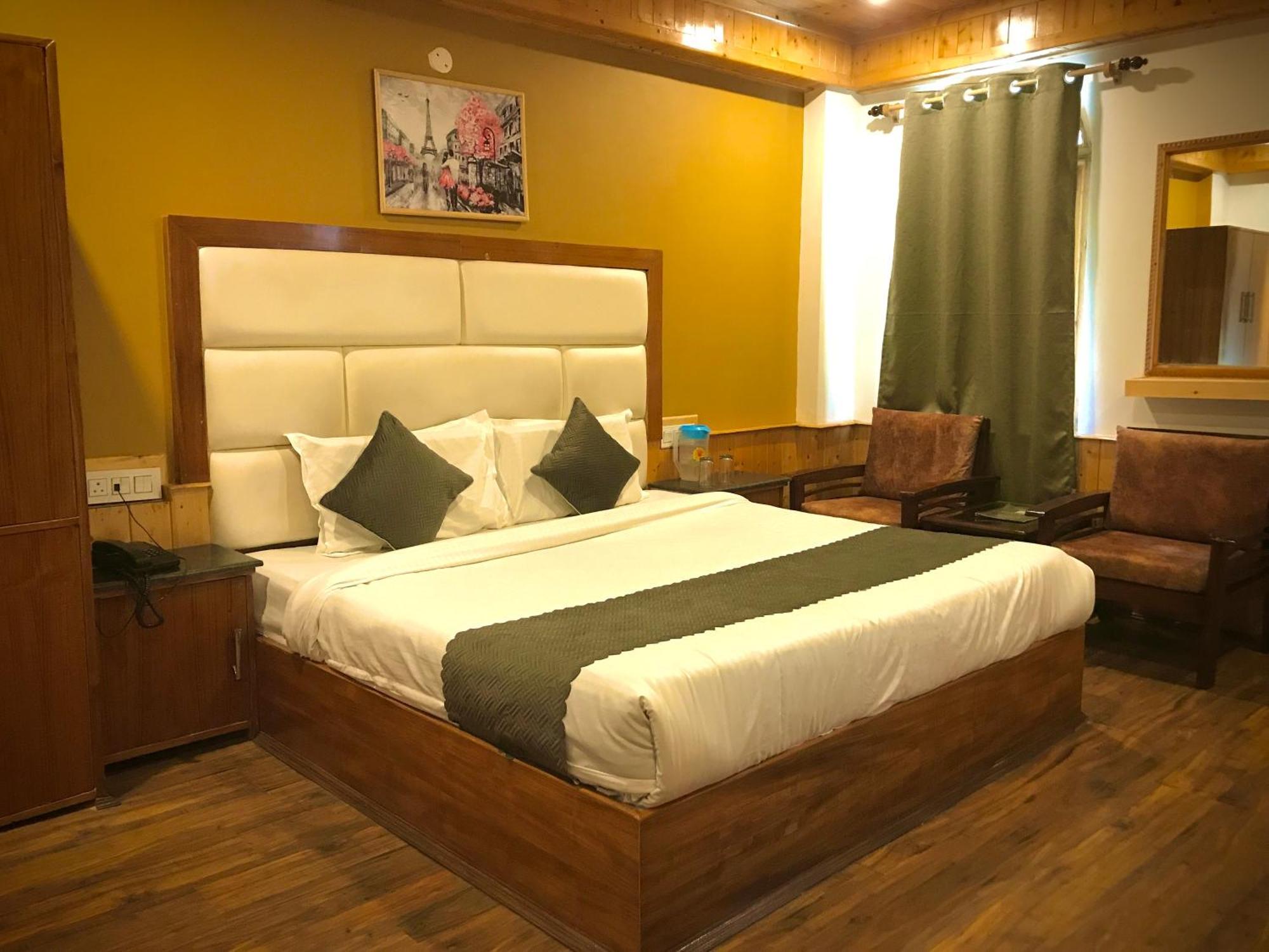 The Avenue Hotel , Manali A River Side Hotel Exterior foto